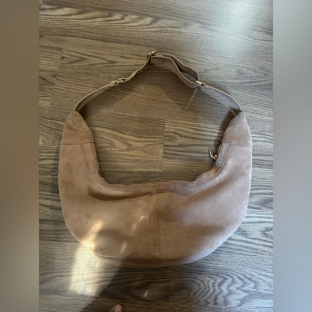 Chic Tan Suede Shoulder Bag